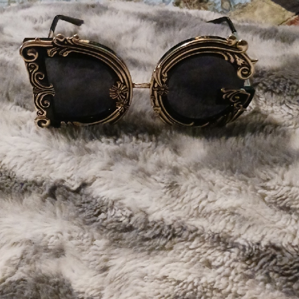 Dolce & Gabbana Gold and Black Baroque Glasses
